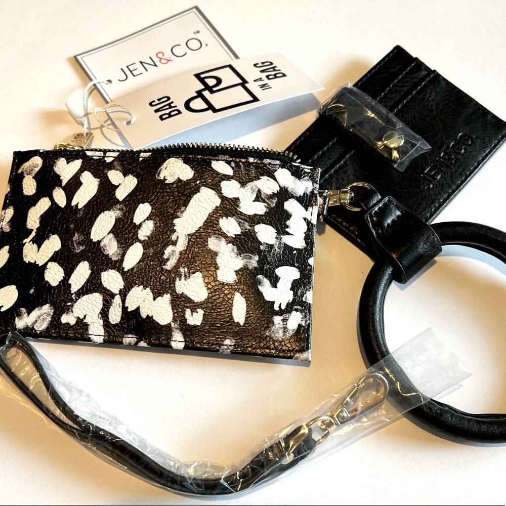 NWT Jen & Co bangle bag in bag wristlet
